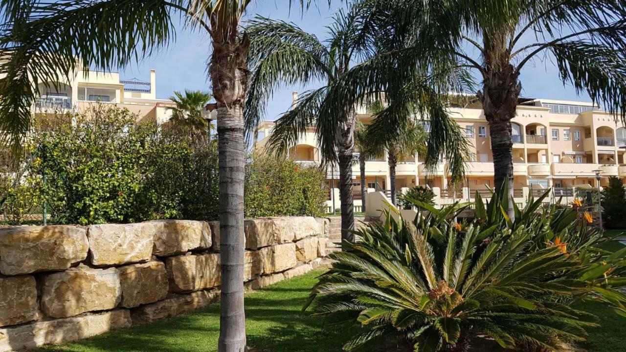 El FaroResidential Alazan公寓 外观 照片