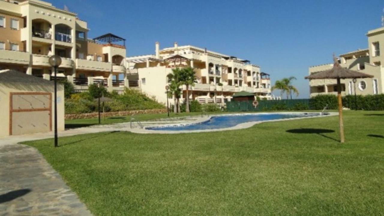 El FaroResidential Alazan公寓 外观 照片